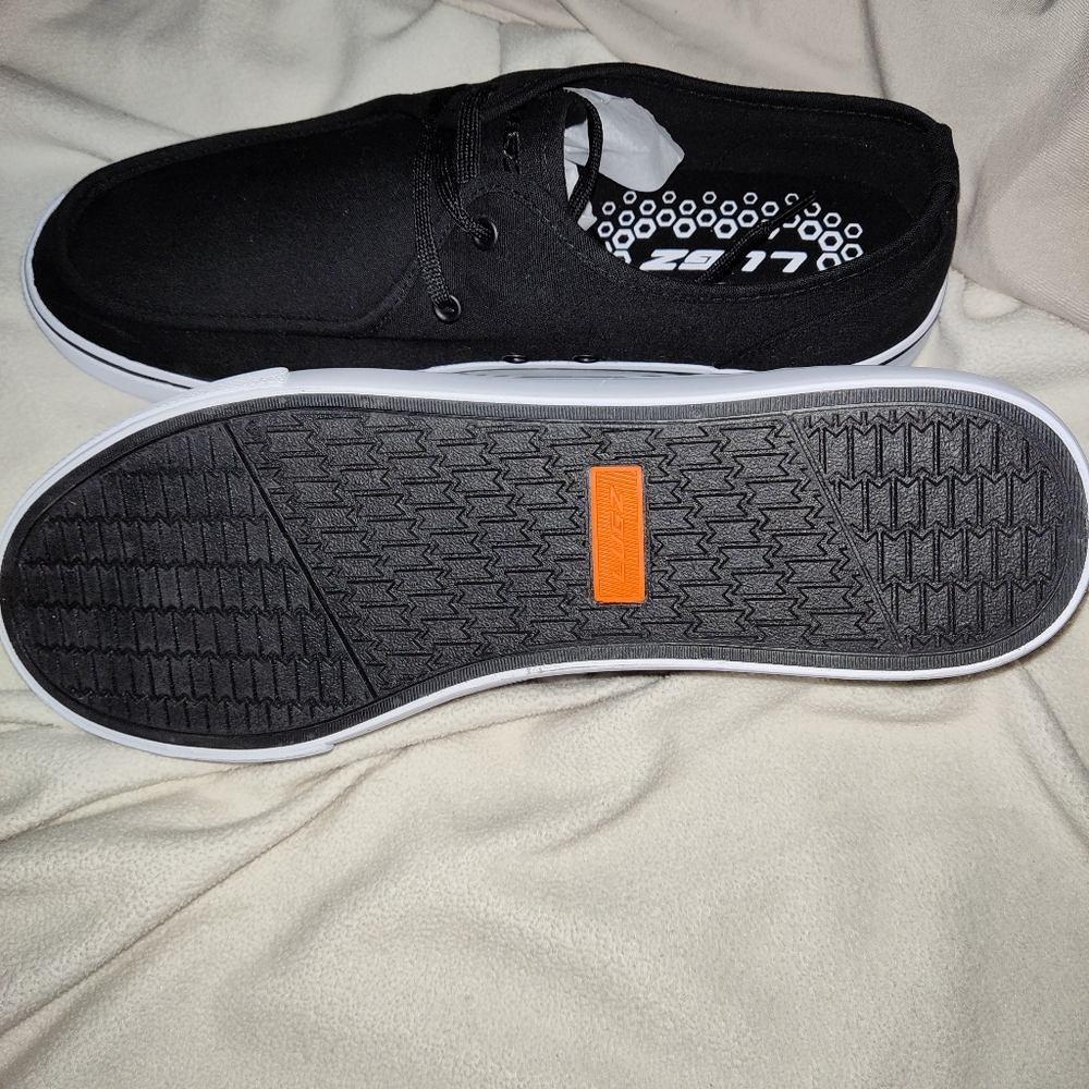 Sz 12 Lugz shoes